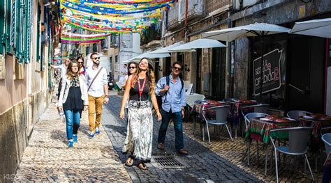 walking tours of portugal